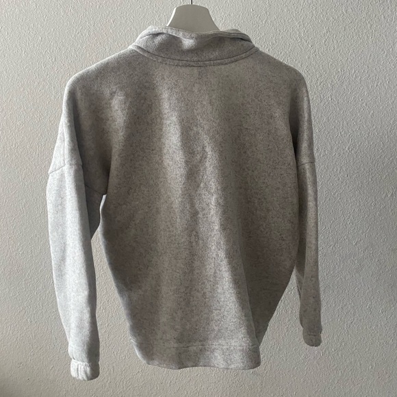 Old Navy Kid’s Pullover - Picture 6 of 7